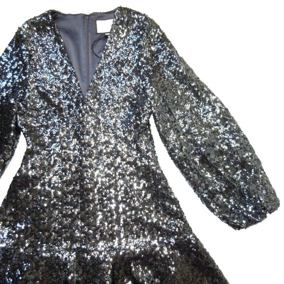 NWT Alexis Renada in Grey Silver Sequin Balloon Sleeve Fit & Flare Dress M - Picture 4 of 9